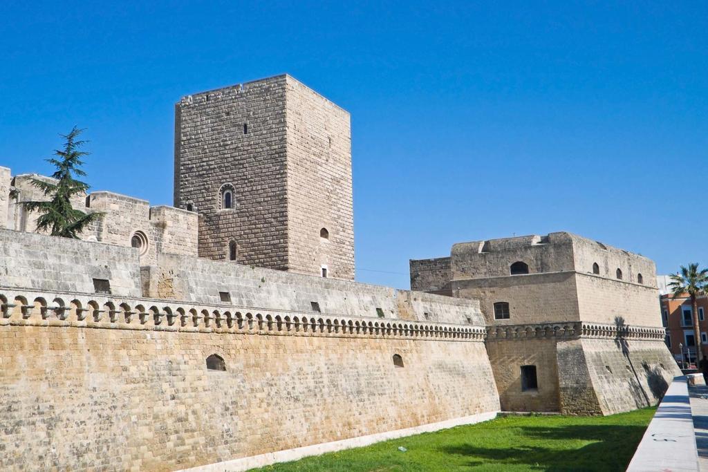 Due Passi Dal Borgo Antico Bari Exterior foto